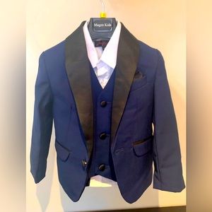Boys Navy Blue Black Lapel 4 Piece Suit 2T